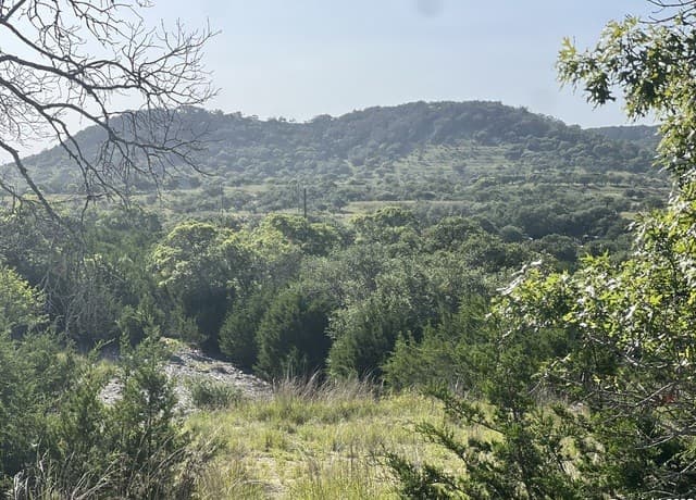 rental at 24503 Tres Arroyos in San Antonio, TX — photo 4