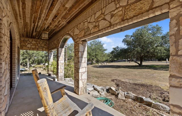 3-bedroom rental at 27423 Kentoaks in San Antonio, TX — photo 5