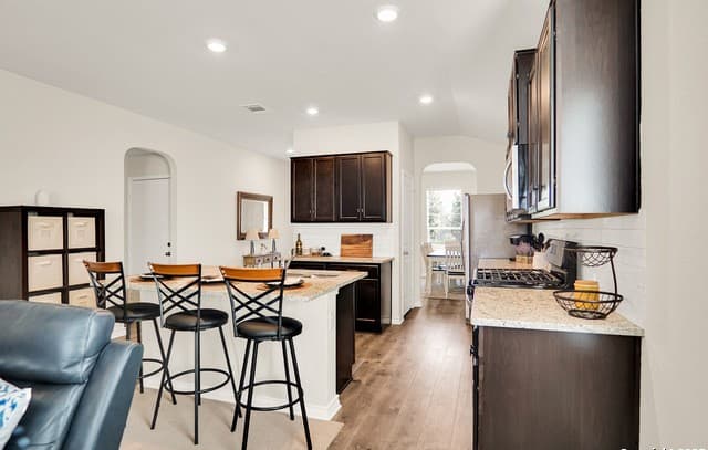 3-bedroom rental at 13019 Minuet Sway in San Antonio, TX — photo 5