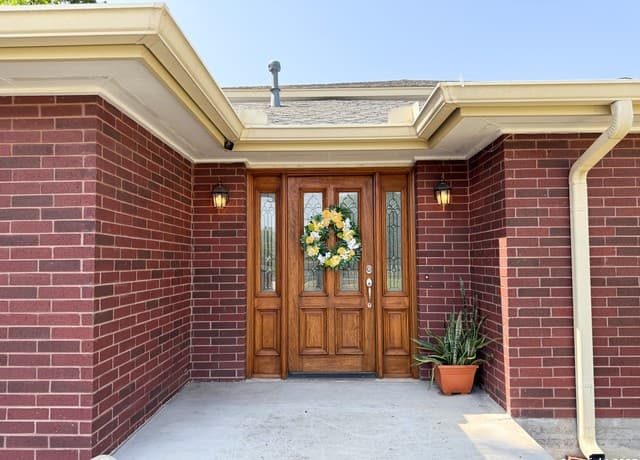4-bedroom rental at 710 W Baetz Blvd. in San Antonio, TX — photo 5