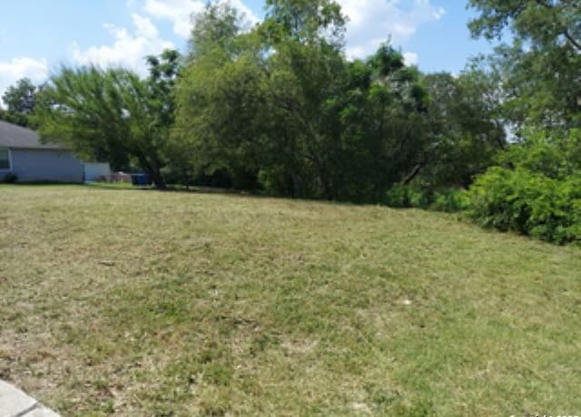 rental at 2303 Schley in San Antonio, TX — photo 4