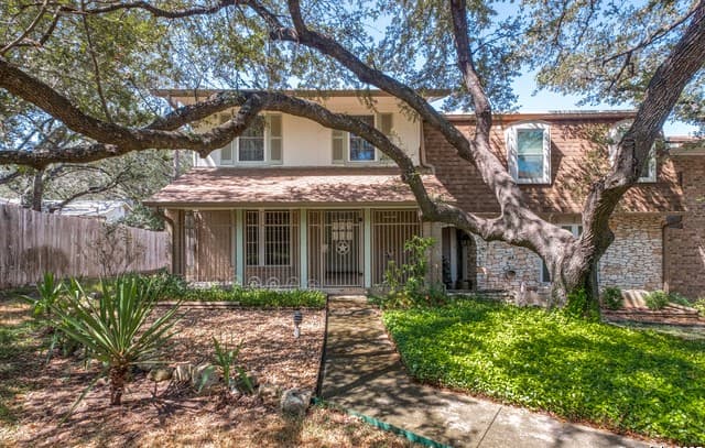 3-bedroom rental at 6106 Vance Jackson Unit 46 in San Antonio, TX — photo 1