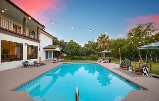 7-bedroom rental at 625 Paseo Canada St in Hollywood Park, TX — photo 5