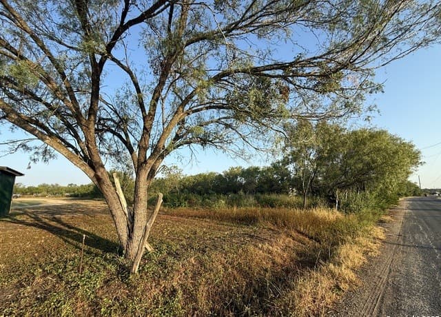 rental at 15875 Luckey in Atascosa, TX — photo 1