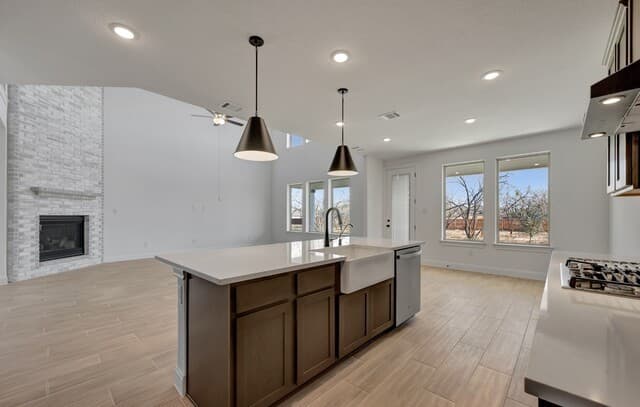 4-bedroom rental at 5136 Everly Terrace in San Antonio, TX — photo 4