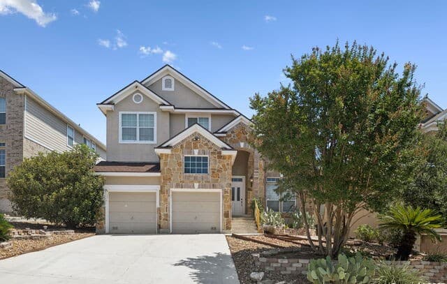 4-bedroom rental at 21419 La Pena in San Antonio, TX — photo 1