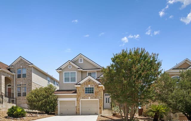 4-bedroom rental at 21419 La Pena in San Antonio, TX — photo 3