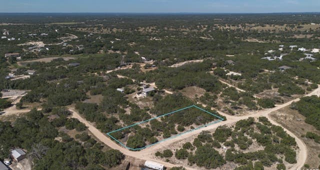 rental at LOT 34 & 50 Cliff Dr in Spring Branch, TX — photo 2
