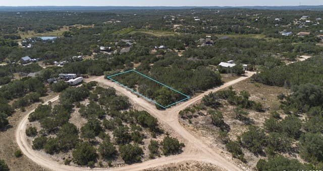 rental at LOT 34 & 50 Cliff Dr in Spring Branch, TX — photo 3