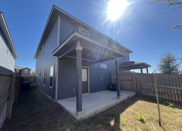 rental at 6303 Luglio in San Antonio, TX — photo 4
