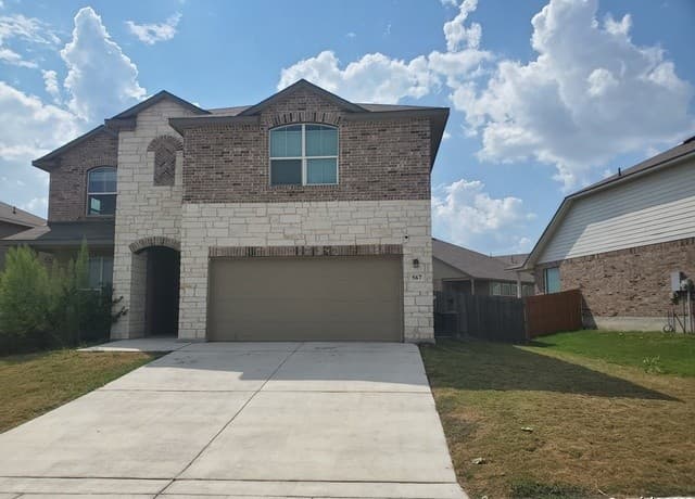 5-bedroom rental at 567 Lilac in Cibolo, TX — photo 2
