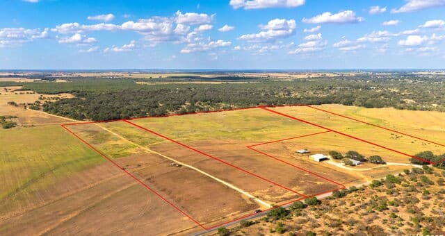 rental at TRACT 3 Bynum Road in Floresville, TX — photo 5