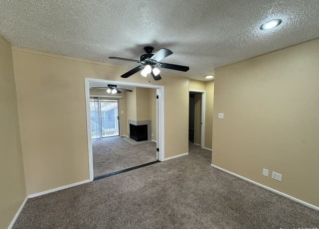 1-bedroom rental at 923 Vance Jackson Unit 1406 in San Antonio, TX — photo 2
