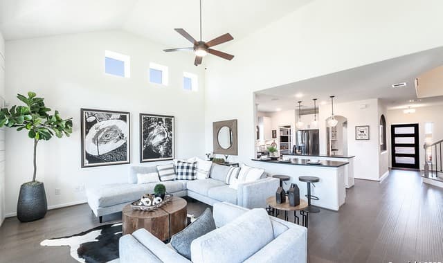4-bedroom rental at 146 Richard Drive in Castroville, TX — photo 4