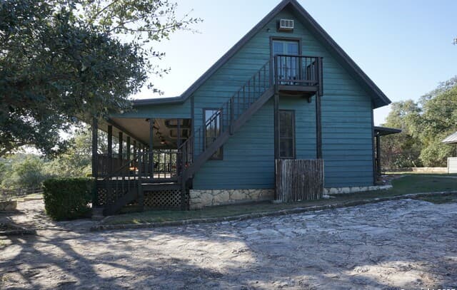3-bedroom rental at 5150 Laurie Michelle in San Antonio, TX — photo 2