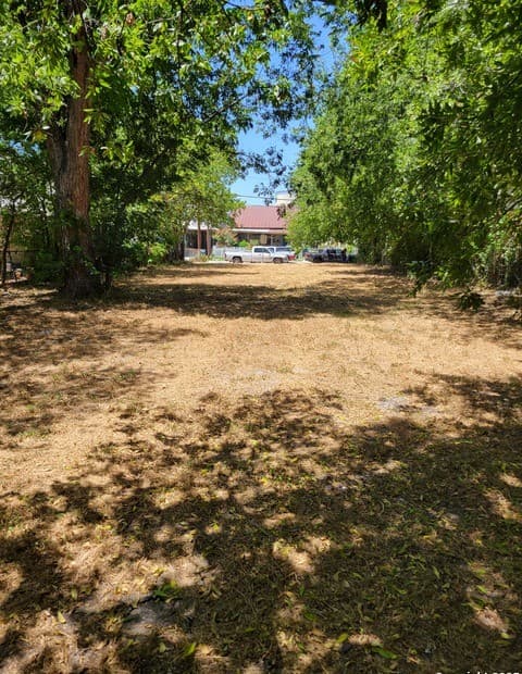 rental at 220 Idaho in San Antonio, TX — photo 2
