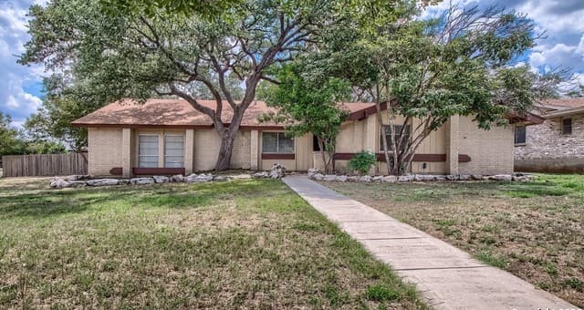 4-bedroom rental at 4800 Rockford in San Antonio, TX — photo 1