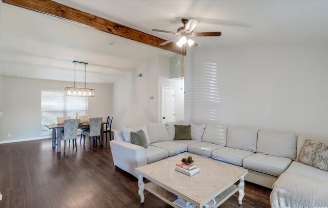5-bedroom rental at 14004 Roslin in Live Oak, TX — photo 5