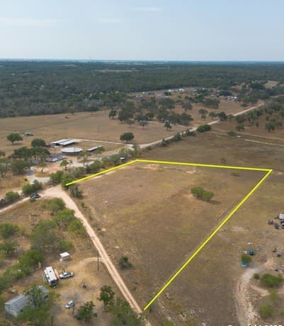 rental at 4.27 ACRES Mathis Ln in San Antonio, TX — photo 1
