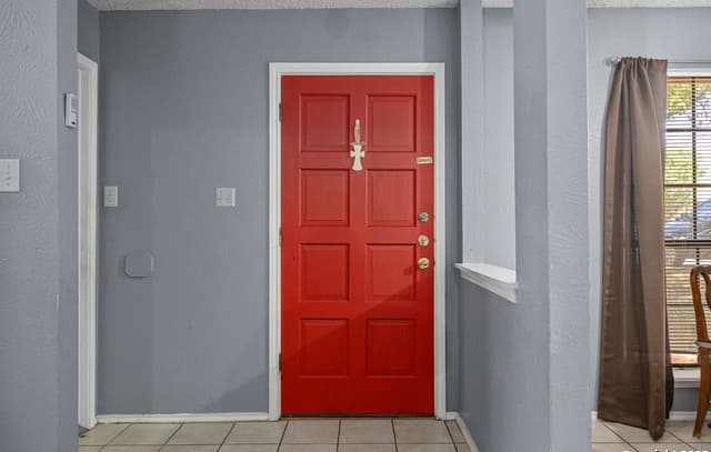 3-bedroom rental at 9254 Ridge Shadow in San Antonio, TX — photo 5