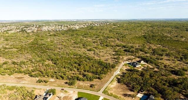 rental at LOT 20 Stone Loop in Castroville, TX — photo 4