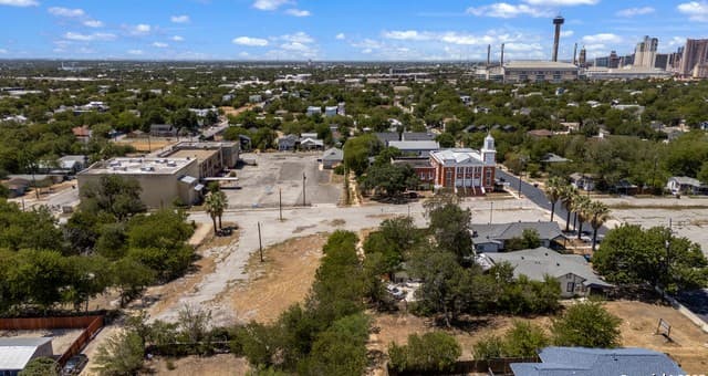 rental at 614 Piedmont in San Antonio, TX — photo 1
