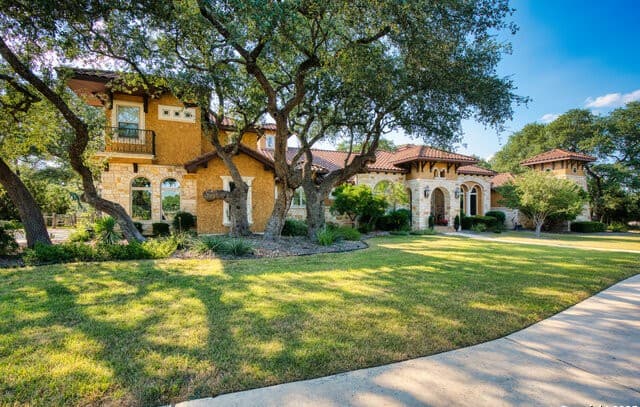 4-bedroom rental at 7 Granadilla in Boerne, TX — photo 3