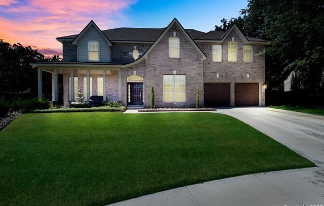 4-bedroom rental at 100 Green Stone in Cibolo, TX — photo 4