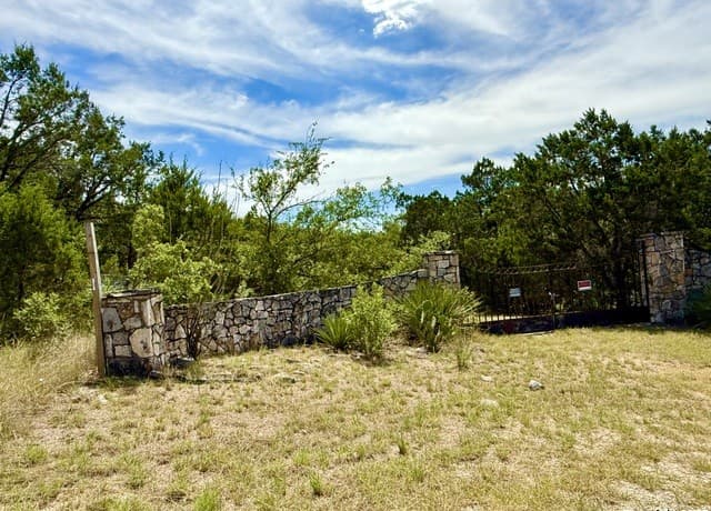 Home for sale at 9852 Marnoch Rd in Helotes, TX — photo 3