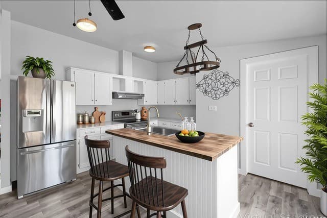 4-bedroom rental at 145 Sandy Ridge in Poteet, TX — photo 3