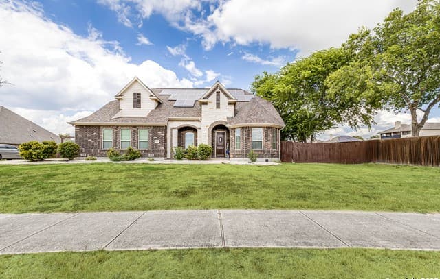 Home for sale at 10456 Ivy Flower in Schertz, TX — photo 3