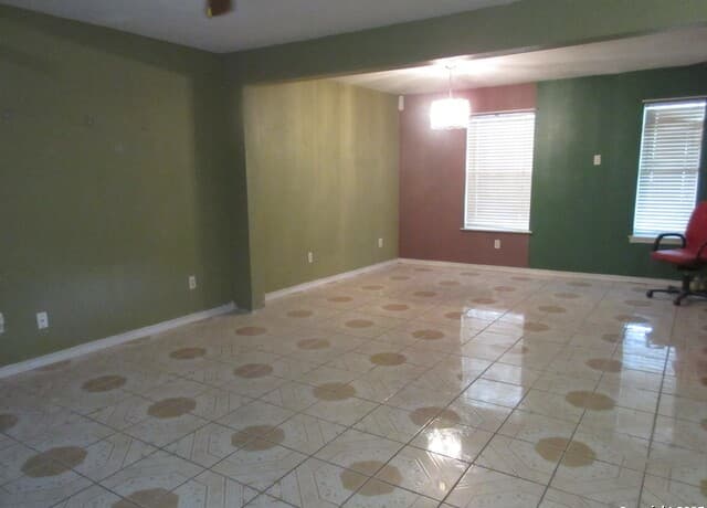 3-bedroom rental at 2442 Christian in San Antonio, TX — photo 2