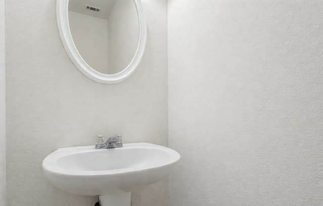 4-bedroom rental at 3 Ferris Branch in San Antonio, TX — photo 3