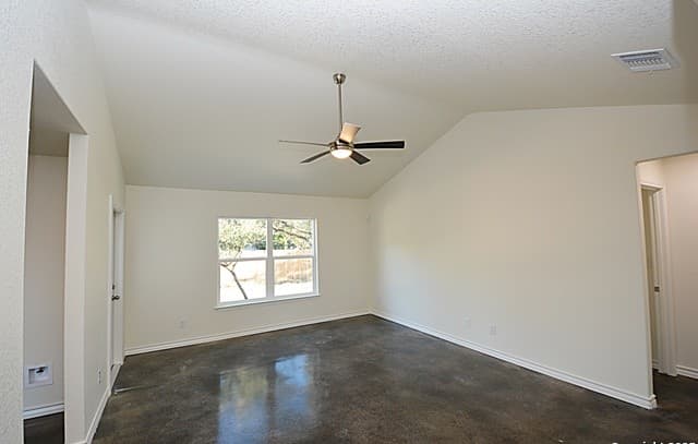 3-bedroom rental at 3139 Western Skies in Spring Branch, TX — photo 2