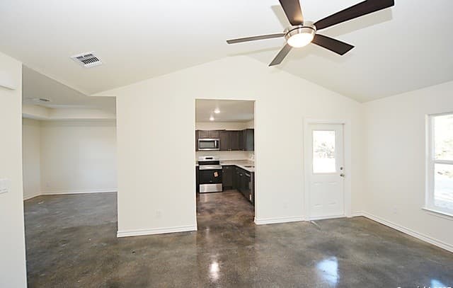 3-bedroom rental at 3139 Western Skies in Spring Branch, TX — photo 4