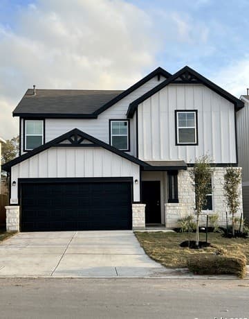 3-bedroom rental at 7822 Ponderosa in Boerne, TX — photo 1