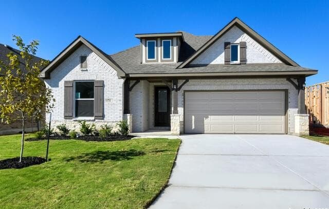 3-bedroom home for sale at 171 Heidi Hill in Castroville TX