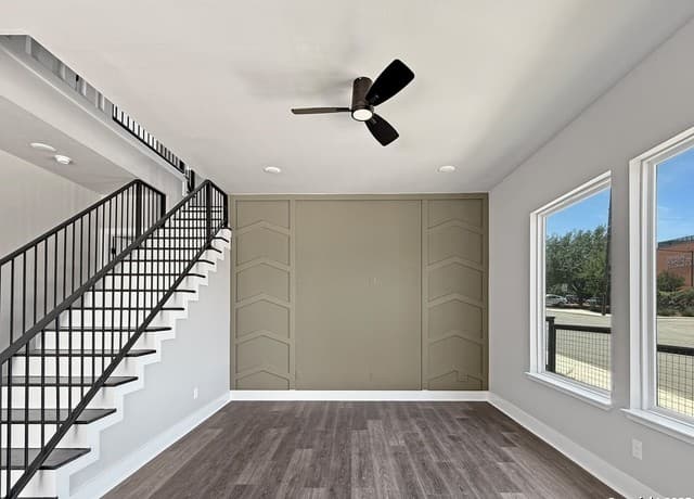 3-bedroom rental at 122 S Walters St. in San Antonio, TX — photo 3