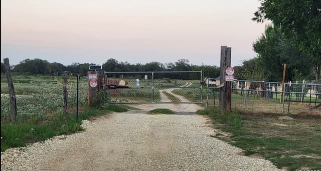 rental at 0 Hardy Rd. in Elmendorf, TX — photo 4