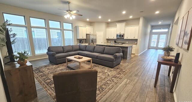 3-bedroom rental at 9304 Aggie in San Antonio, TX — photo 1