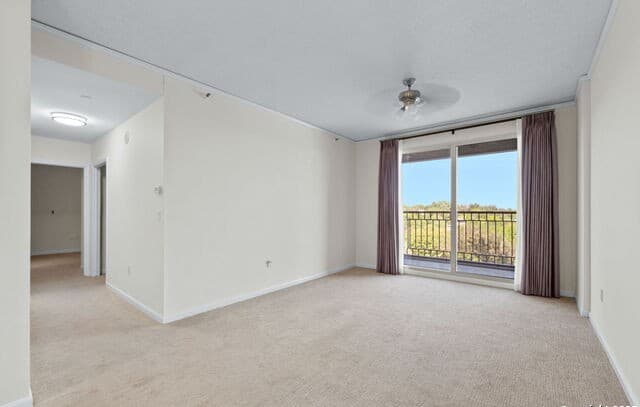 2-bedroom rental at 1 Towers Park Ln Unit 402 in San Antonio, TX — photo 4