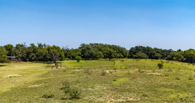 rental at 485 Ranch Road 1631 in Fredericksburg, TX — photo 3