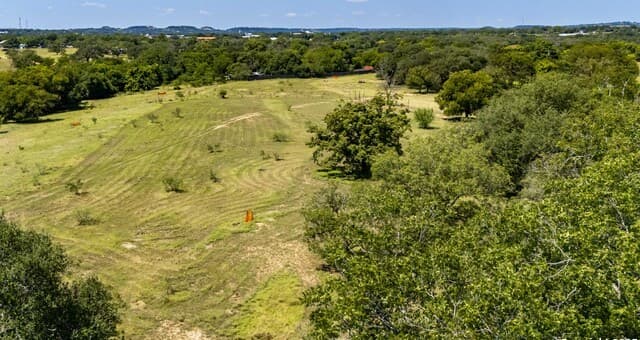 rental at 485 Ranch Road 1631 in Fredericksburg, TX — photo 5
