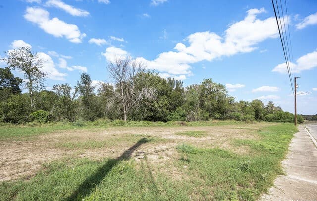 rental at 319 Bundy in San Antonio, TX — photo 1