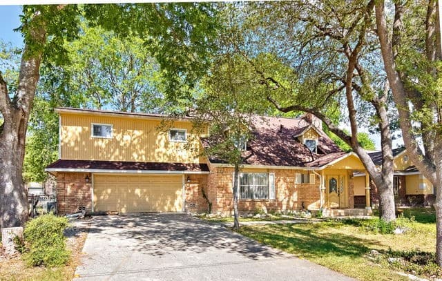 3-bedroom rental at 4018 Meeks Ave in San Antonio, TX — photo 1