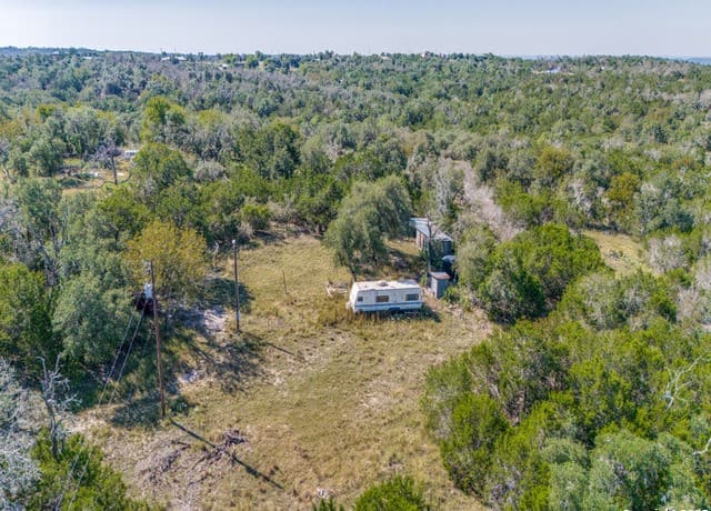 rental at 112 Ulmus in Fredericksburg, TX — photo 2