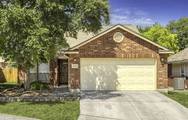 3-bedroom rental at 4106 Blairwood in San Antonio, TX — photo 1