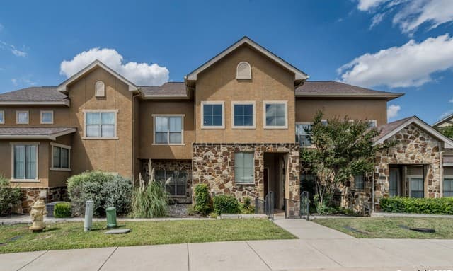 2-bedroom rental at 22215 Sausalito Ct in San Antonio, TX — photo 1