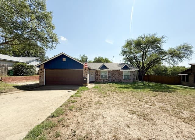 3-bedroom rental at 11442 Woollcott in San Antonio, TX — photo 1