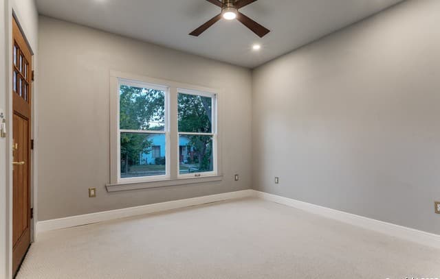 3-bedroom rental at 915 Mason in San Antonio, TX — photo 4